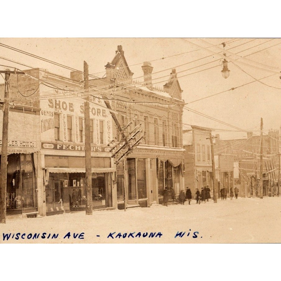 IV4ZAAAJTBG4JBL6DT5TCQJN3A.JPG  RPPC c1922 Ice Storm Utility Poles Broken Wisconsin Ave Kaukauna WI Shoe Store